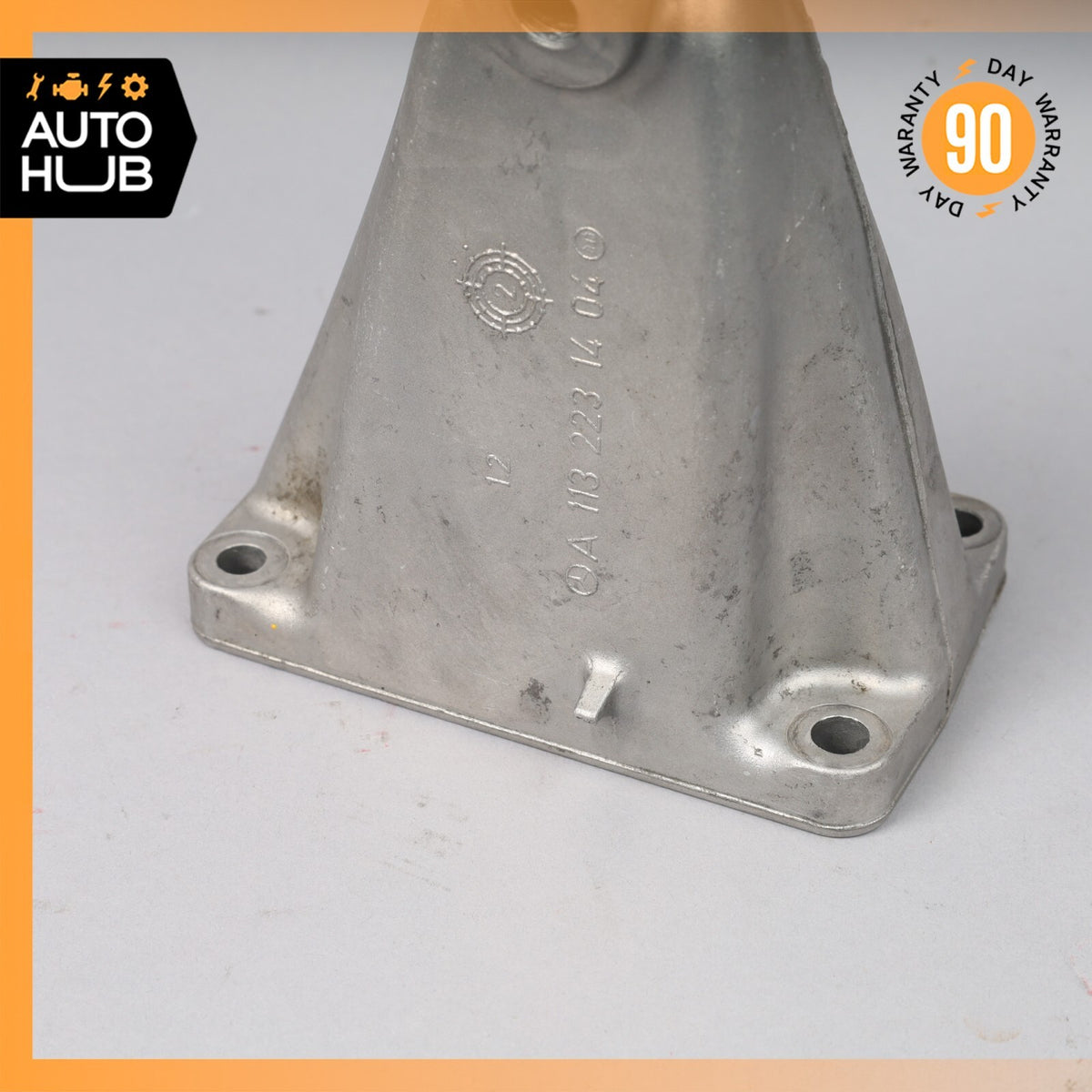 03-06 Mercedes R230 SL500 Engine Motor Right Passenger Side Mount Bracket OEM - photo 7