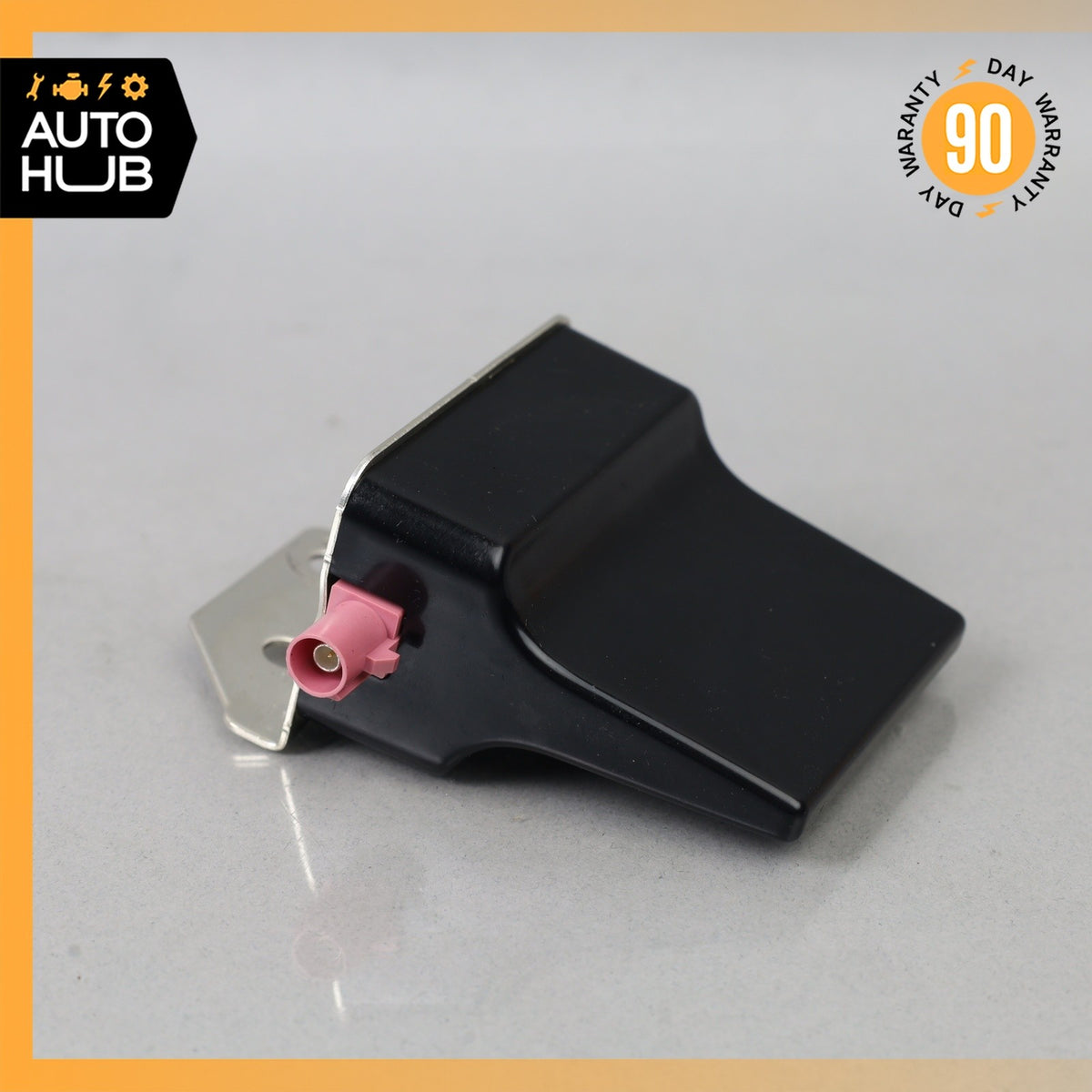 17-23 Alfa Romeo 949 Stelvio Satellite Antenna Control Module OEM 71k - photo 2