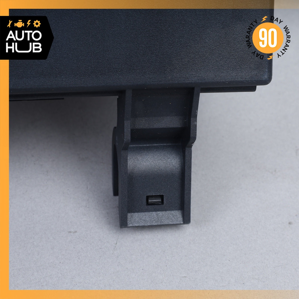 03-06 Mercedes R230 SL500 SL55 AMG Under Seat Control Module Right Side OEM - photo 3