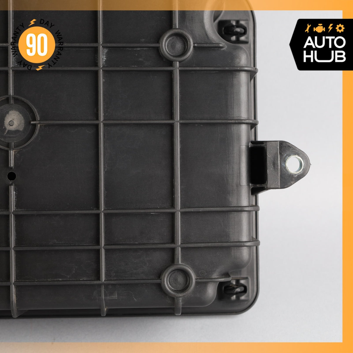 04-19 Maserati Quattroporte S M139 Engine Fusebox Control Module Bay Cover OEM - photo 10