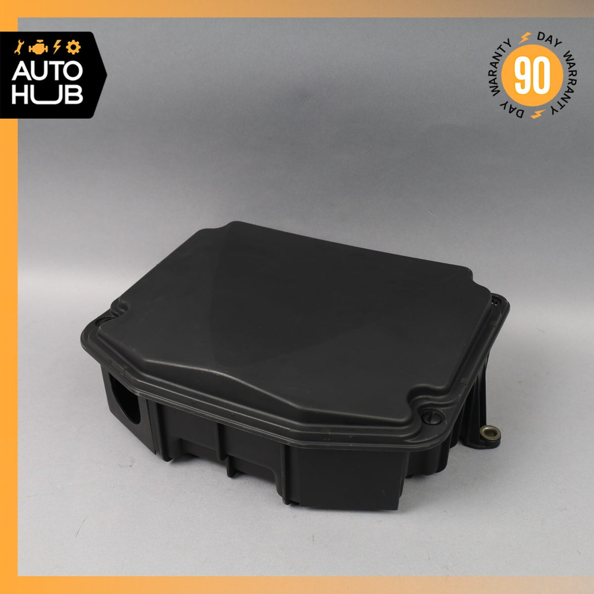 04-19 Maserati Quattroporte M139 Engine Fusebox Control Module Bay Cover OEM - photo 1