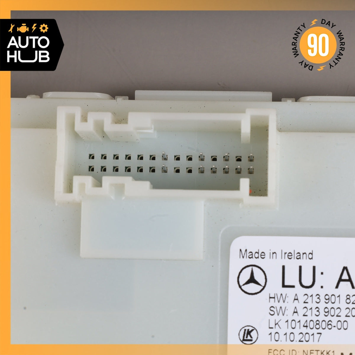 Mercedes W213 E300 Keyless Go Entry Control Module 2139001710 OEM 89k - photo 4