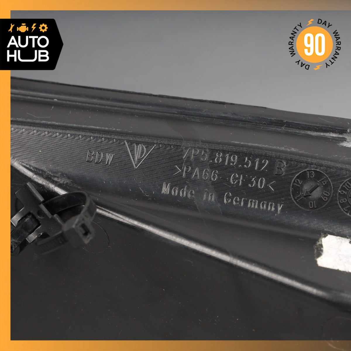 11-18 Porsche Cayenne 958 Hybrid S Windshield Cowl Right Side Plenum Cover OEM - photo 11
