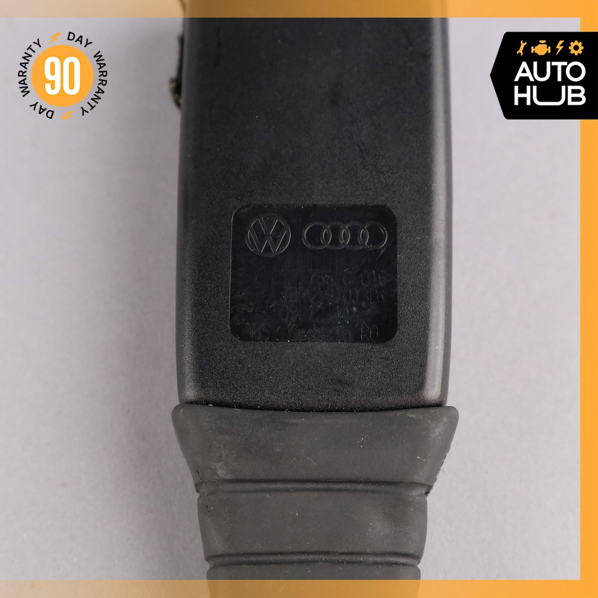 Audi B8 S4 A4 Front Left or Right Seat Belt Buckle Black 8K0857755G OEM - photo 8