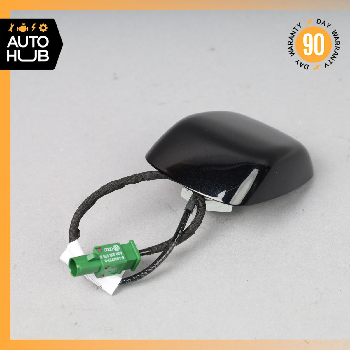 2015 Porsche Macan S 95B Top Roof Radio Antenna GPS 7PP035507H OEM - photo 4