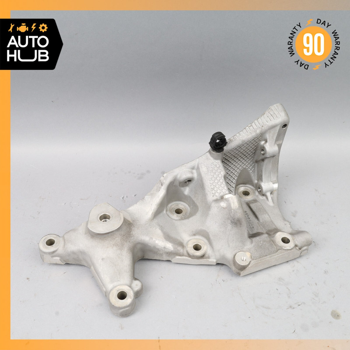 11-18 Porsche Cayenne 958 Turbo Engine Mounting Bracket OEM - photo 1