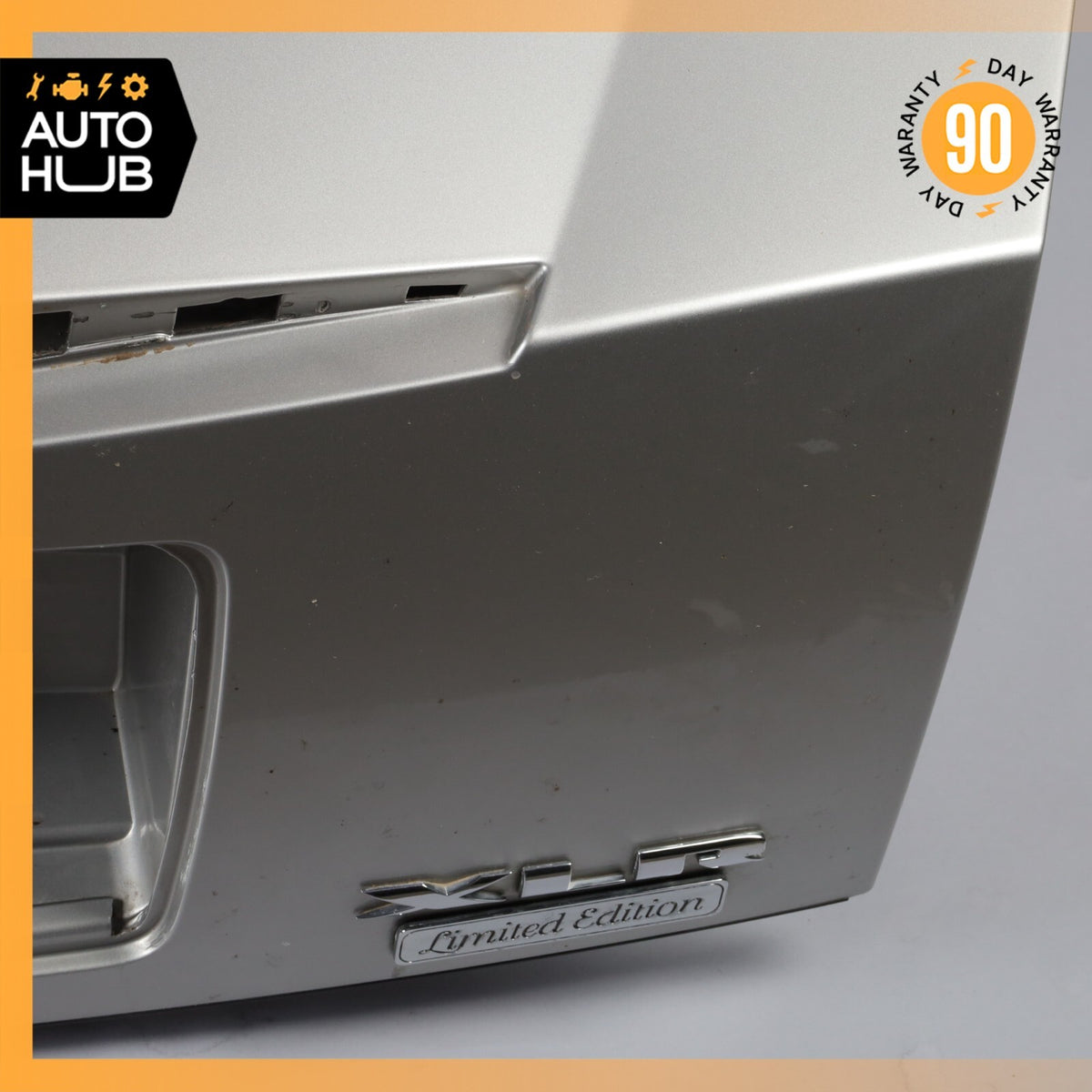 04-09 Cadillac XLR Trunk Lid Panel Assembly Light Tarnished Silver OEM 69k - photo 13