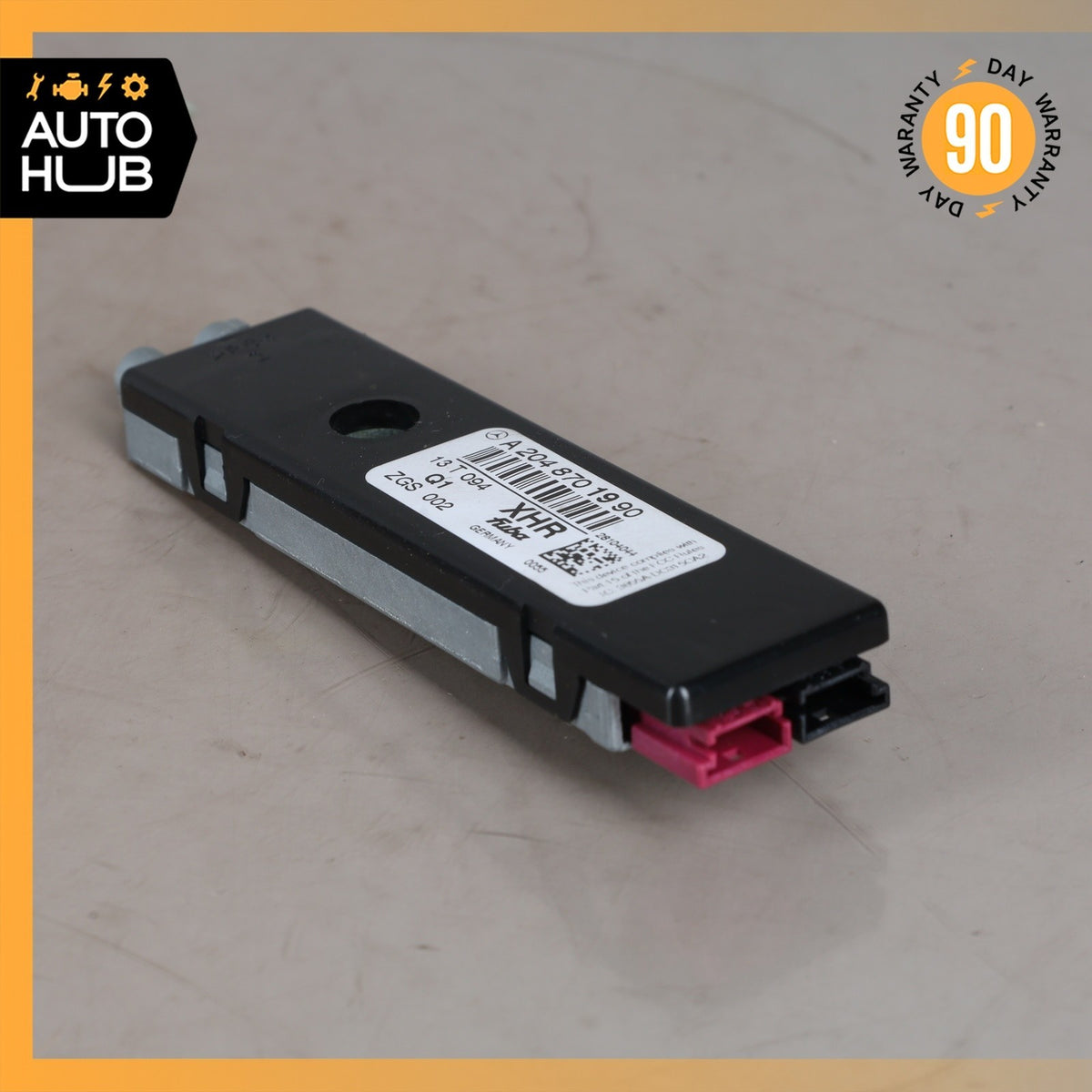 Mercedes X204 GLK250 Rear Roof Antenna Amplifier Amp 2048701990 OEM - photo 10
