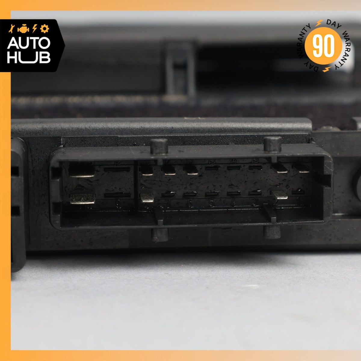 Mercedes R230 SL500 SL55 AMG Under Seat Control Module Left Driver Side OEM - photo 6